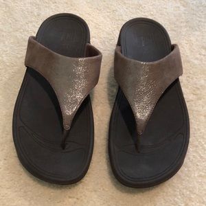 FitFlop bronze US size 6